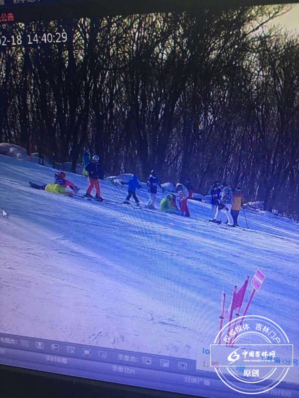 西安男子在吉林万科滑雪场骨折